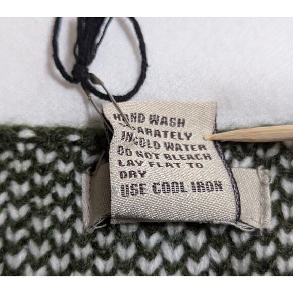 Escio long cardigan Sz LGreen /white New Bust 40" Length 30" Diamond knit - Picture 3 of 12